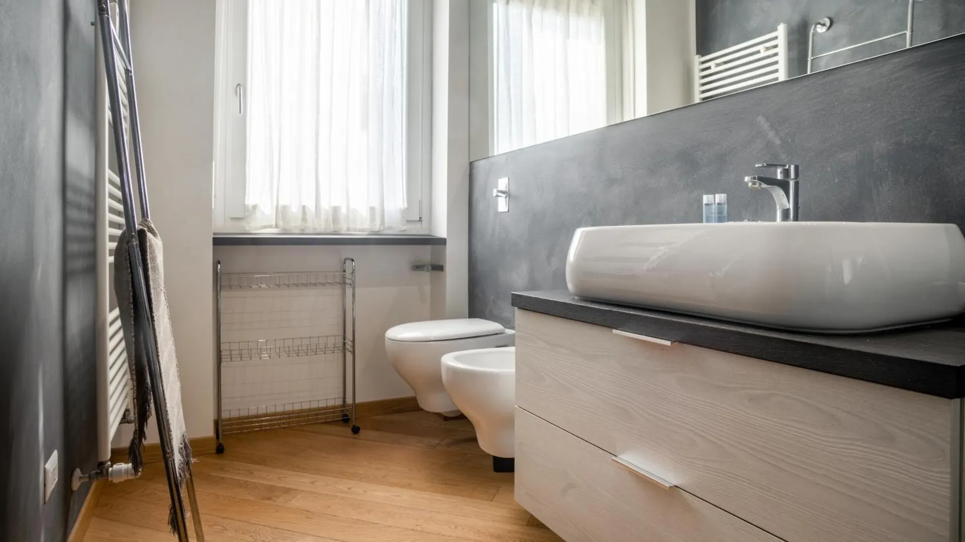 Elegante Bilocale In Zona Tortona Lejlighed Milano Italien